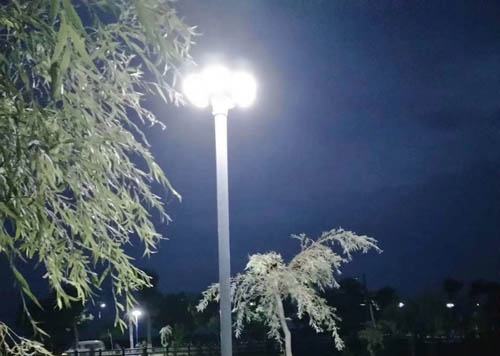 UFO solar garden light