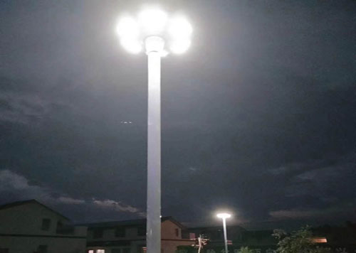 Hitecled UFO solar garden light
